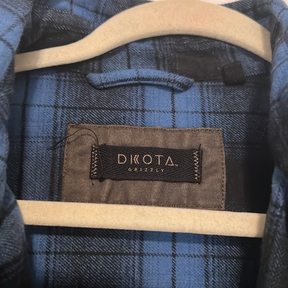 Dkota flannel - Picture 2 of 6